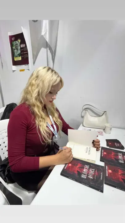 Sakaryalı Yazar Nazlıcan Berber, Erzurum Kitap Fuarı’nda Okurlarıyla Buluşacak