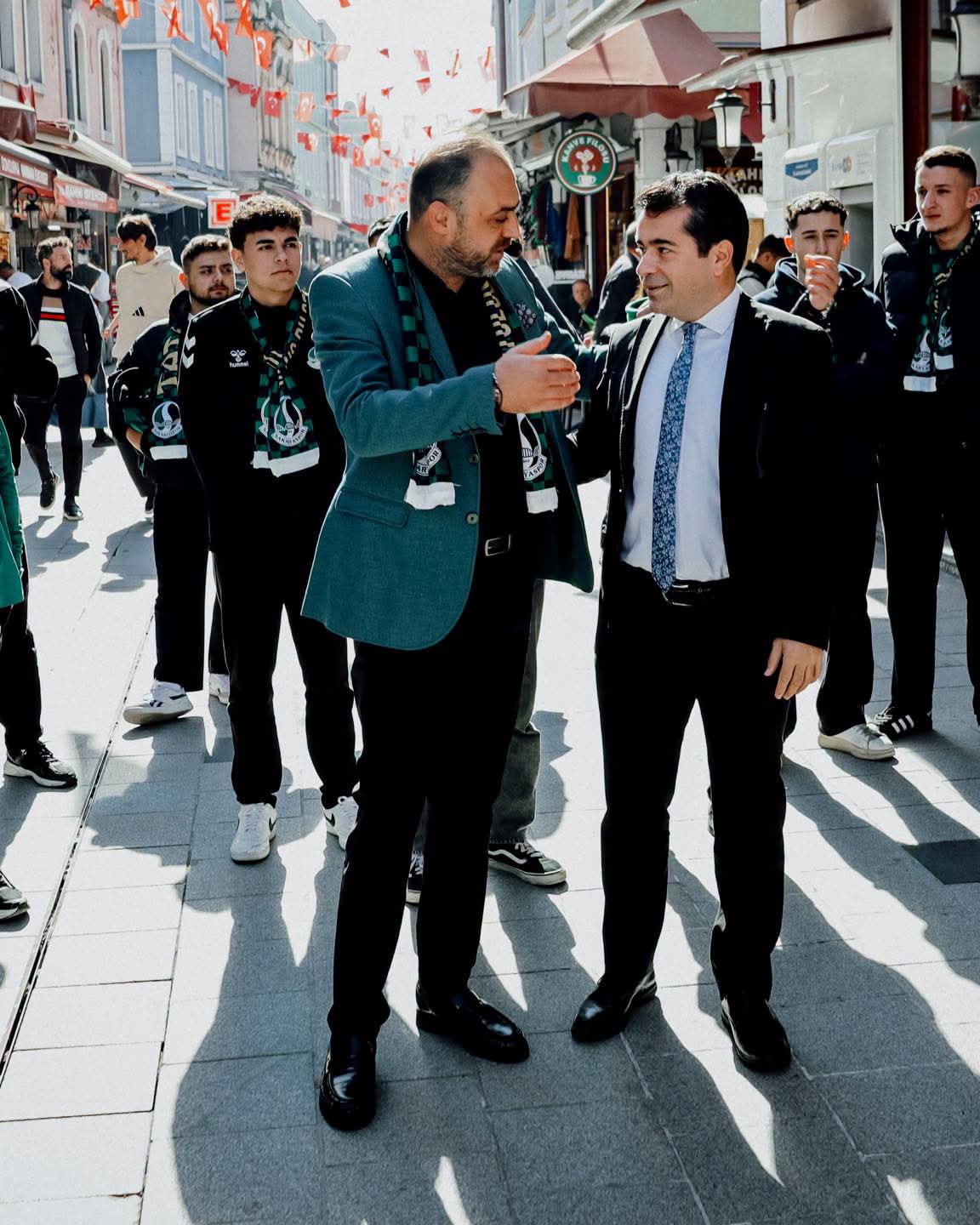 Enes Zengin ve yönetiminden esnaf ziyareti